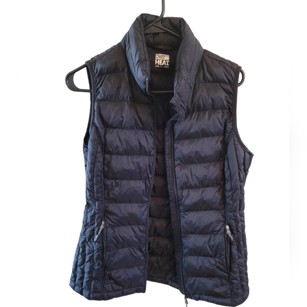 Women's size Medium packable vest.